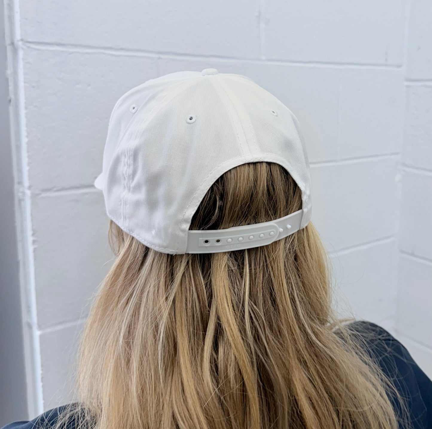 Ranch white cap - adjustable